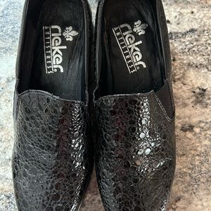 RIEKER ANTI-STRESS LOAFERS